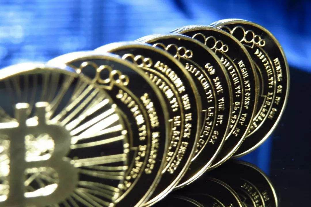 李嘉诚的比特币投资及老钱们的加密态度