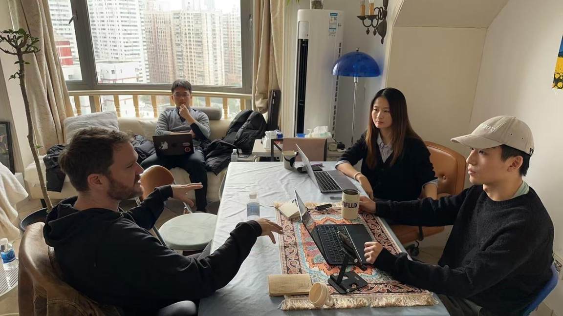 ai16z创办人独家对话：揭秘15条AI Agent核心资讯，深度解读未来趋势
