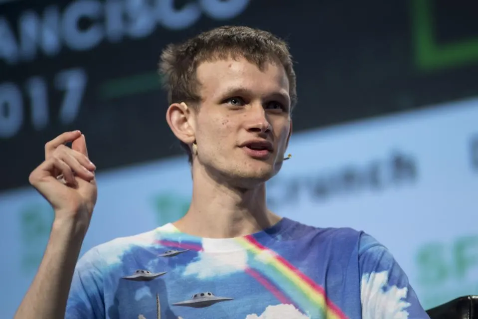 Vitalik呼吁Layer 2回归支持ETH，舆论重压下的坚定发声