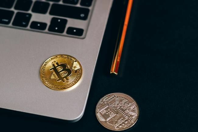 CZ宠物狗引爆全网猜测,或成下一个Memecoin热潮?